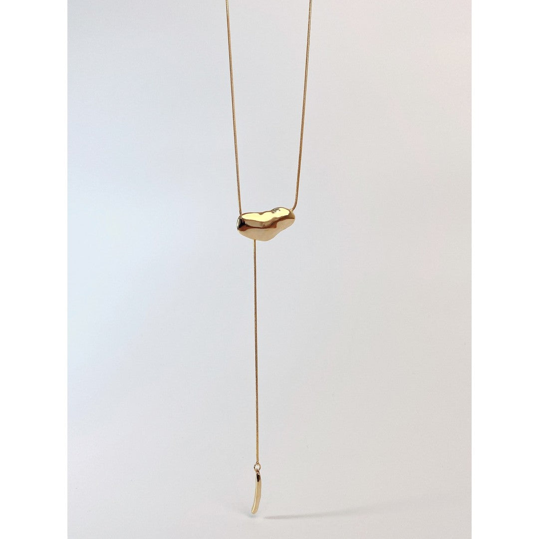 Minimal Gold Bean Pendant Necklace