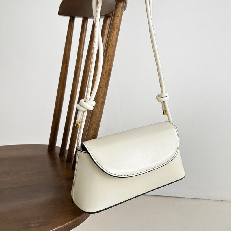 Chic Cream Shoulder Bag with Minimal Design