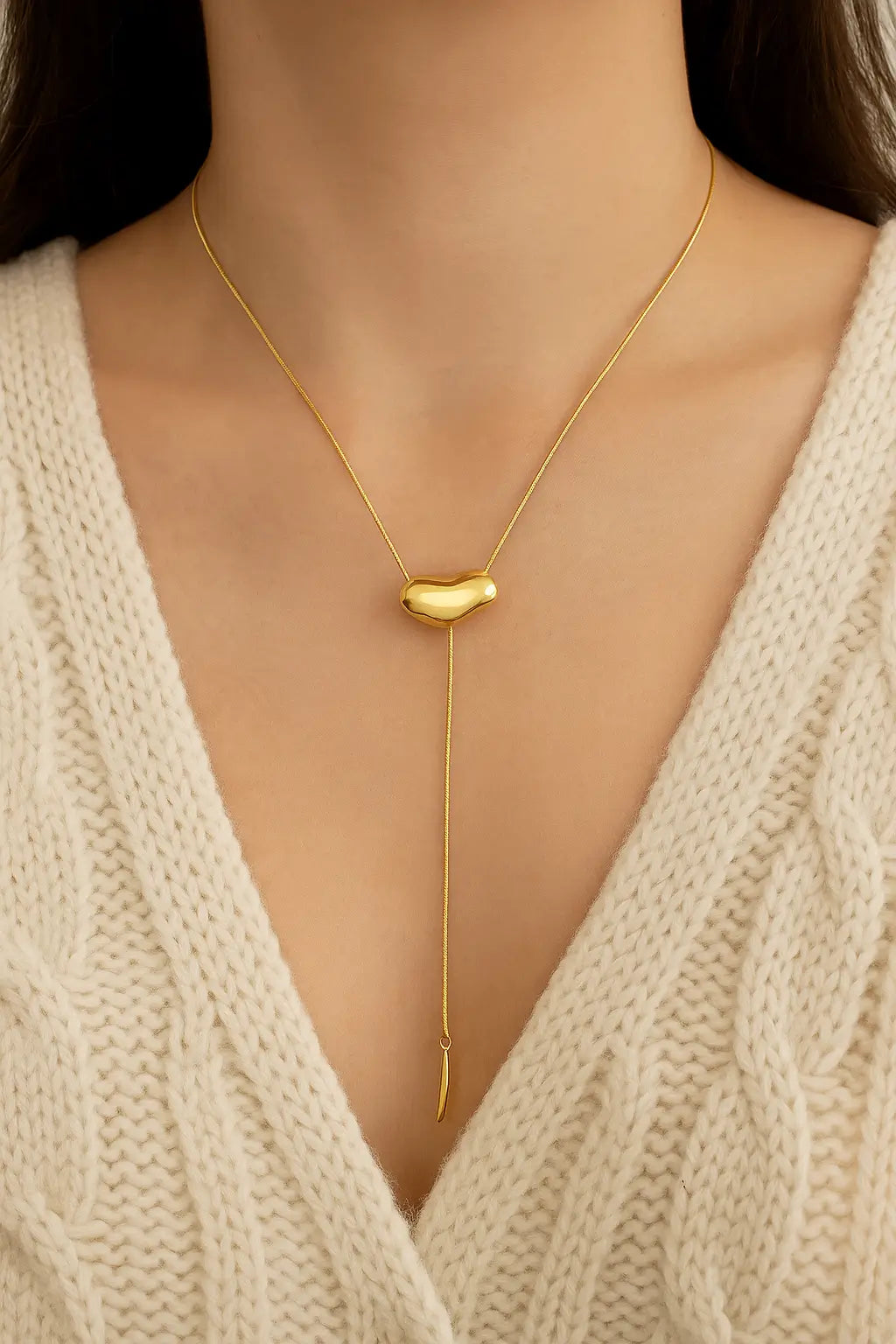 Minimal Gold Bean Pendant Necklace