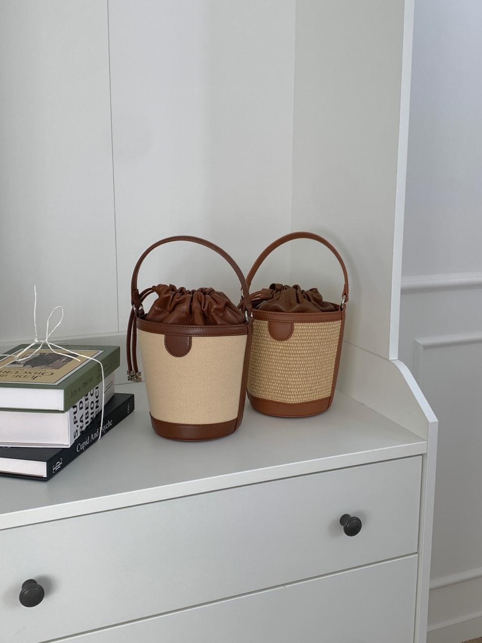 Chic Dual-Tone Bucket Bag