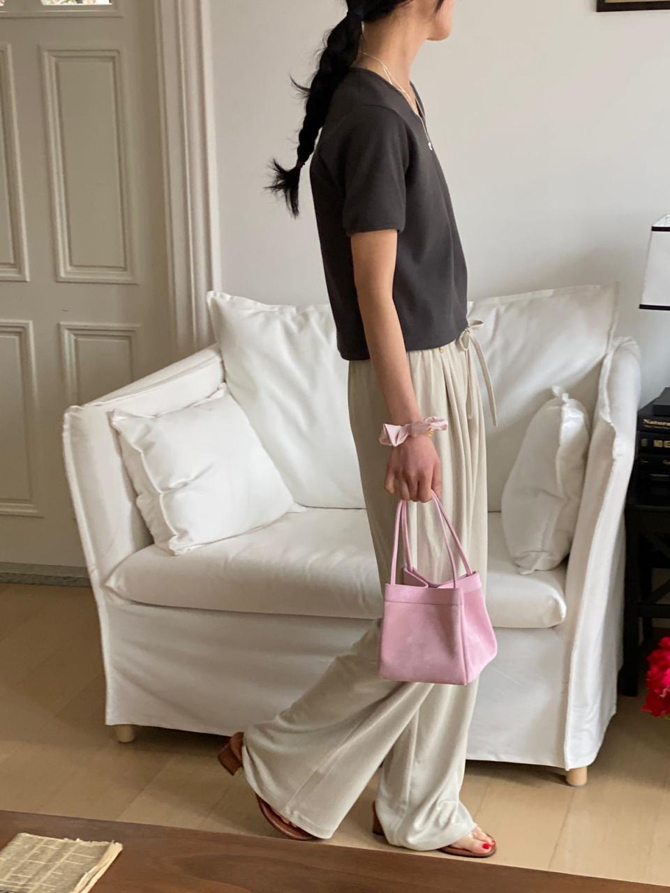 Chic Mini Velvet Bag in Soft Pink