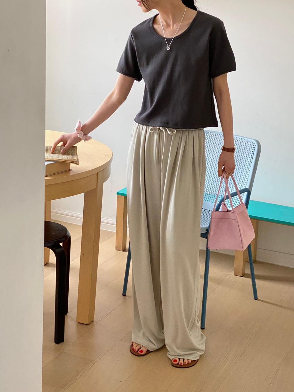 Chic Mini Velvet Bag in Soft Pink