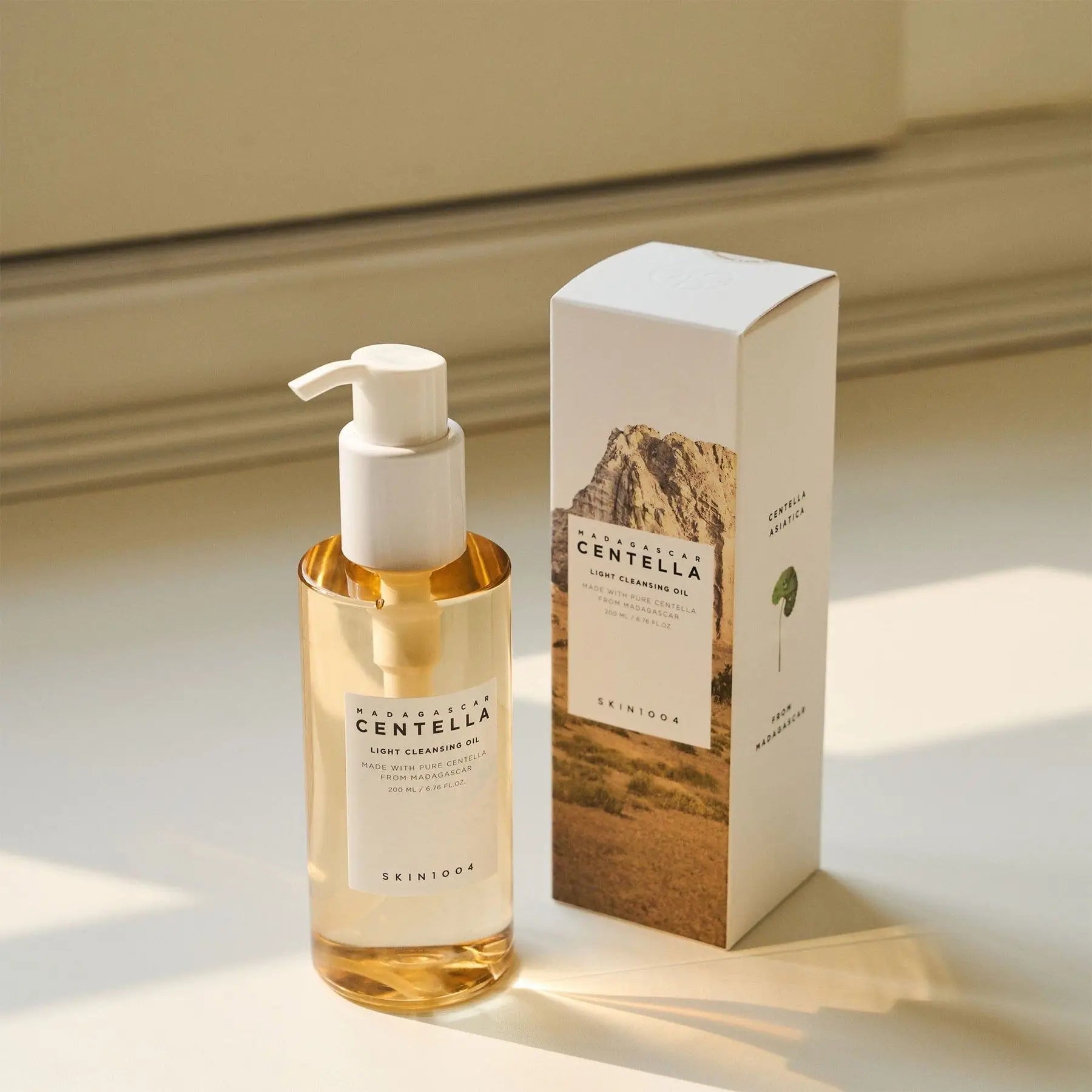 SKIN1004 Madagascar Centella Light Cleansing Oil Oil 200m